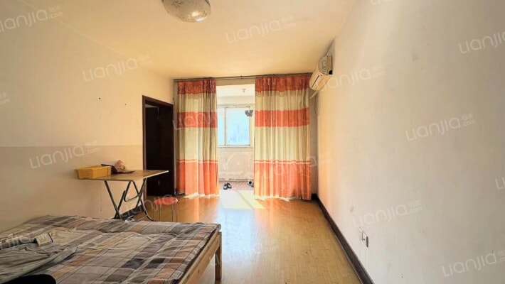 建国东路125号综合楼二手房实景图