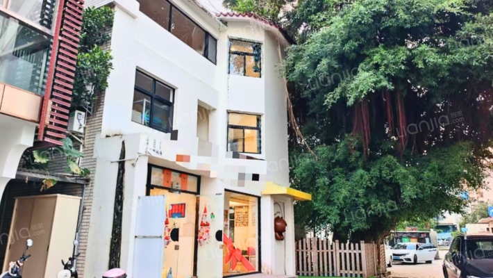 亚龙别墅二手房实景图