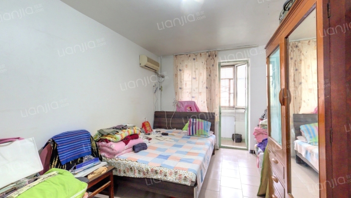 康静里二手房实景图