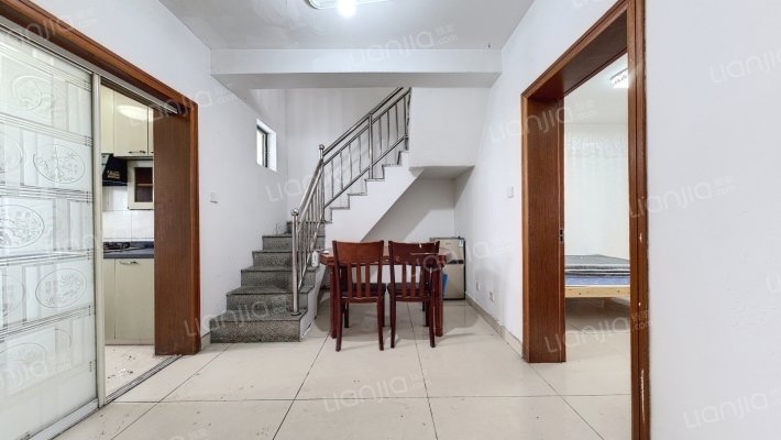 尹东新村二手房实景图