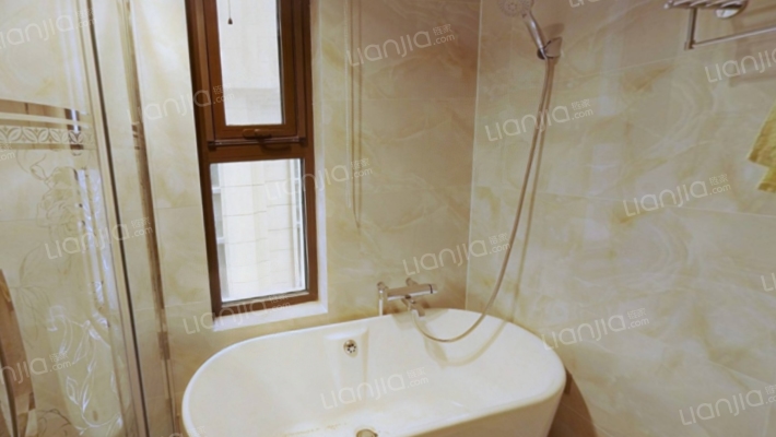 鸿坤洋房精装修　洋房三居　改善优选-卫生间B