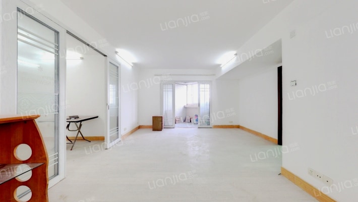 腾龙阁二手房实景图