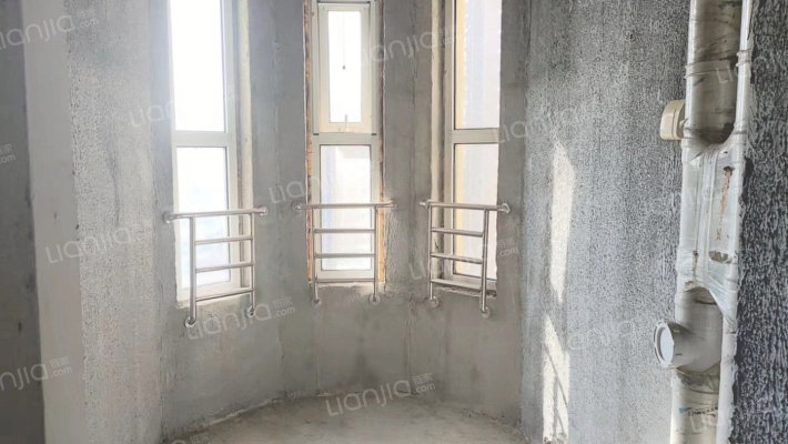 新社区小区环境好，园林式绿化，人车分流-卫生间A