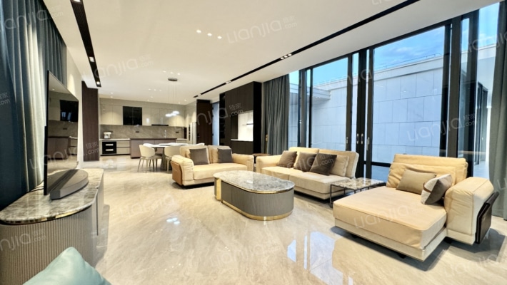 绿城蓝湾小镇·晓庐二手房实景图