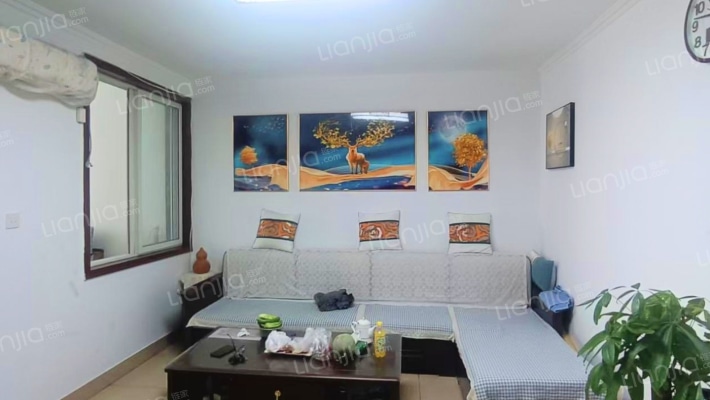 新兴街327号二手房实景图