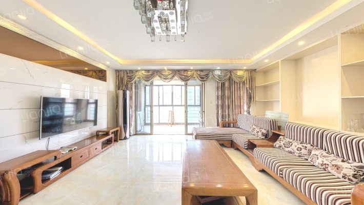 碧水天和B区二手房实景图