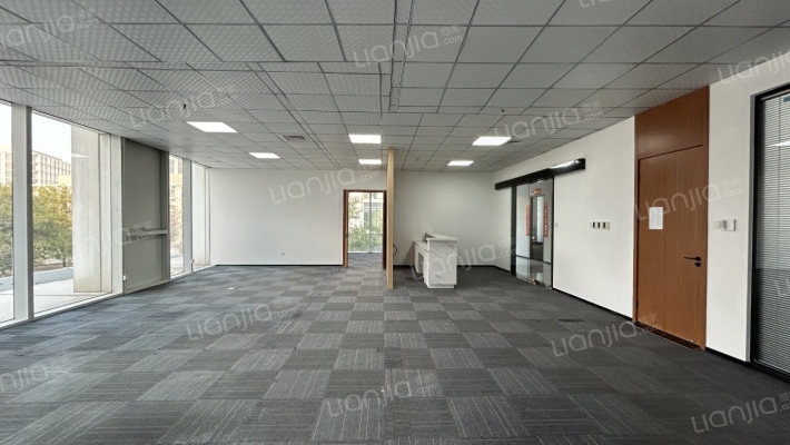 空港商务园西区二手房实景图