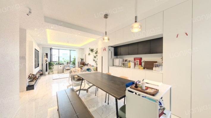 京贸国际公馆西区二手房实景图