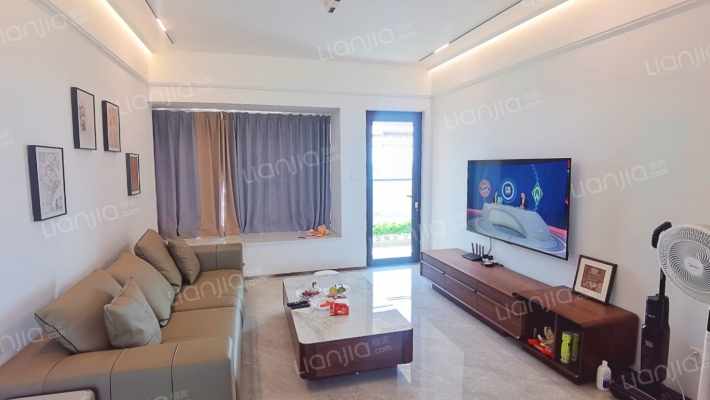 德天凯旋府二手房实景图