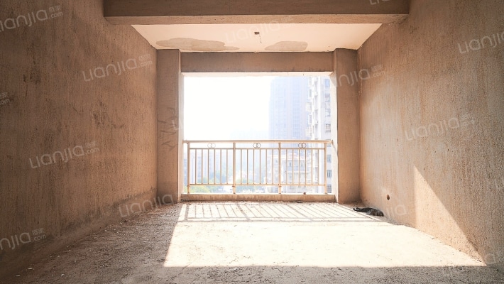 南阳百合小区二手房实景图