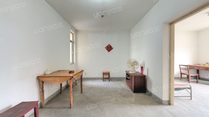 和平家园A1区二手房实景图