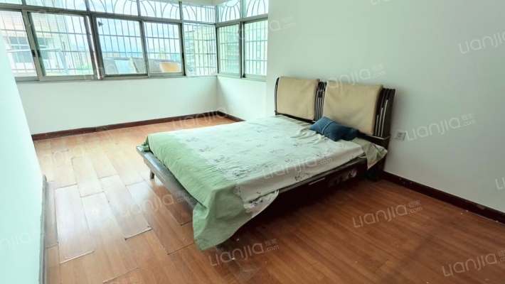 西湖花园二手房实景图