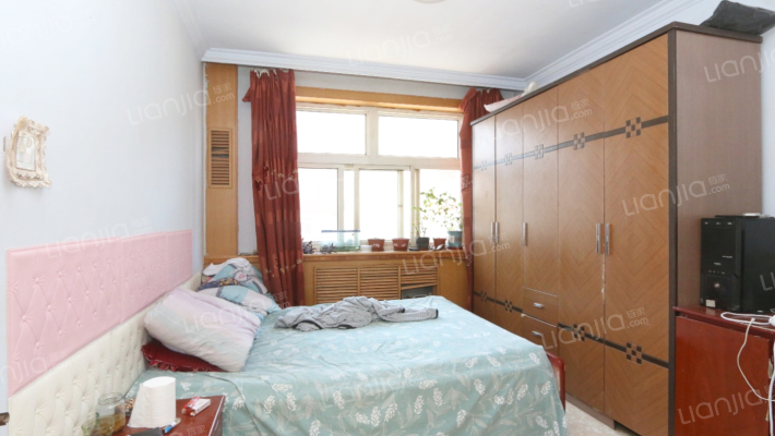 西草市街7号院二手房实景图