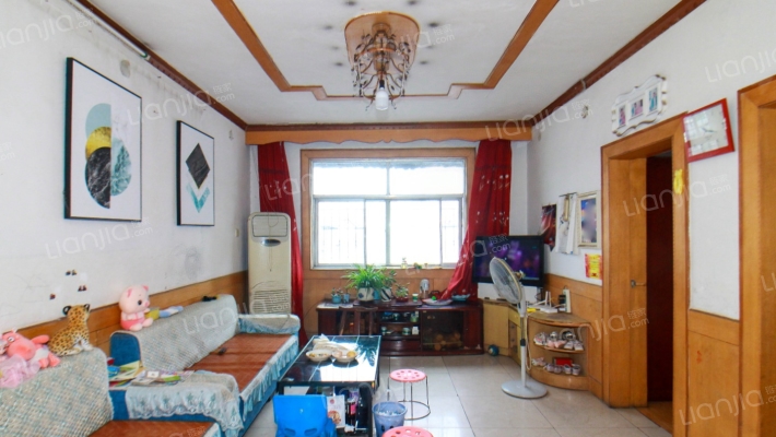 楝香街32号二手房实景图