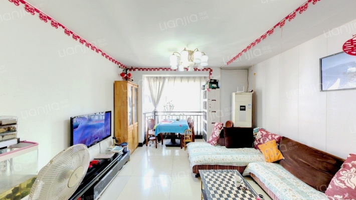 公交苑二手房实景图