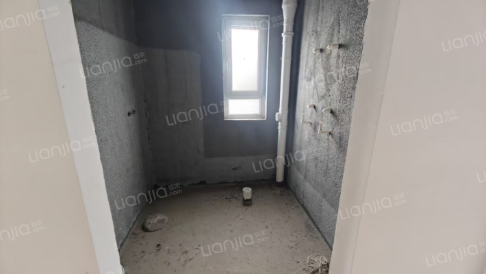 大社区 南北通透 好楼层 采光视野好-卫生间