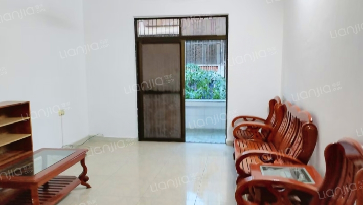 省开发建设总公司宿舍二手房实景图