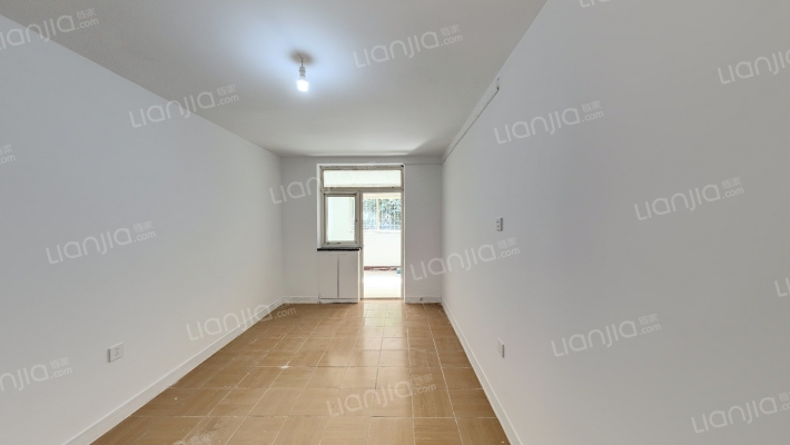 盈江东里二手房实景图