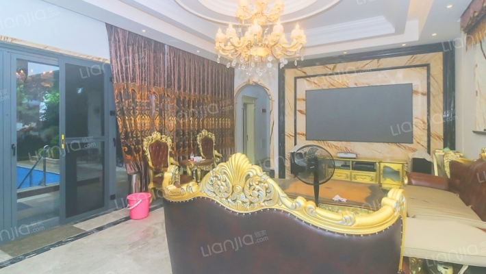 鲁能三亚湾·高二区别墅二手房实景图