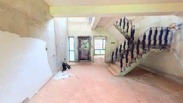 海口天鹅湖高尔夫温泉社区二手房实景图