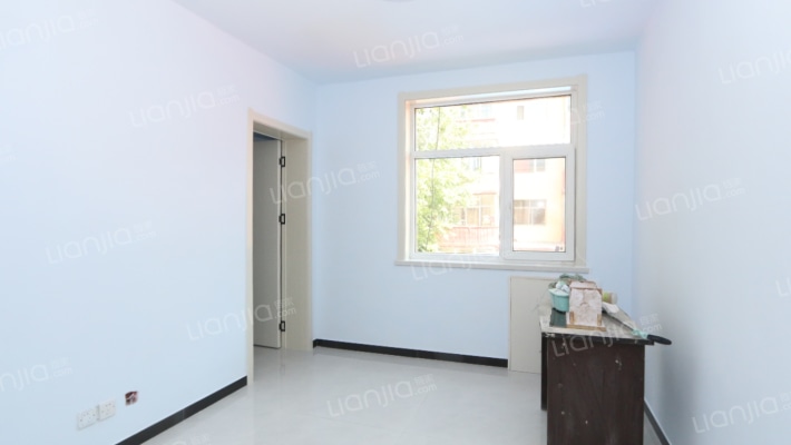 东二道巷北巷11号院二手房实景图