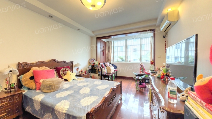 殷行路571弄二手房实景图