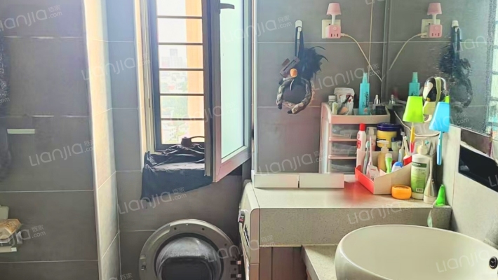 水岸花城，好房源，环境好，交通便利。-卫生间