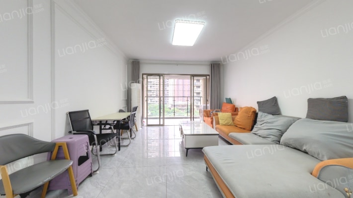 阳光圣菲二手房实景图