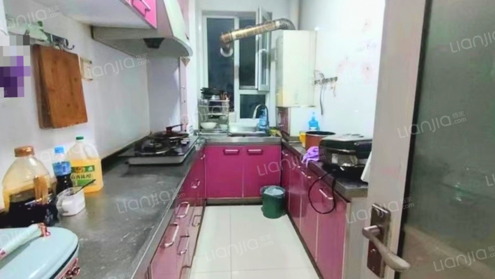 云景城南向两居，好楼层，证满，急售-厨房