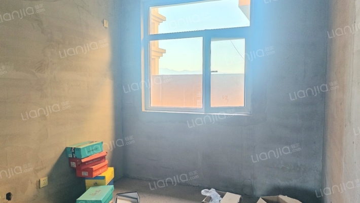 鸿盛旺京 838公交站 107 毛坯随意装 好楼层-卧室B