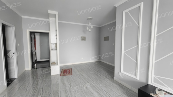 新星小区二期全阳户型，带车位和地下室，精装拎包入住-餐厅