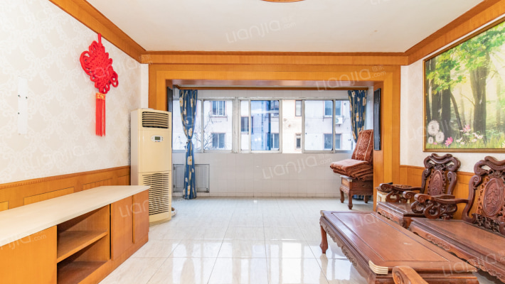 河畔花园二手房实景图