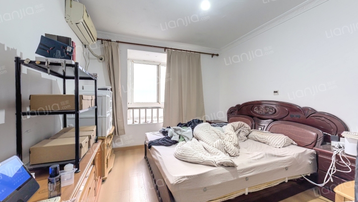 红光花苑二手房实景图