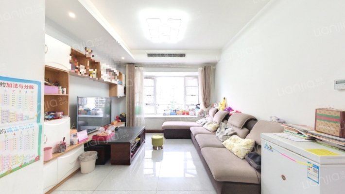 保利花园五期悦榕郡二手房实景图