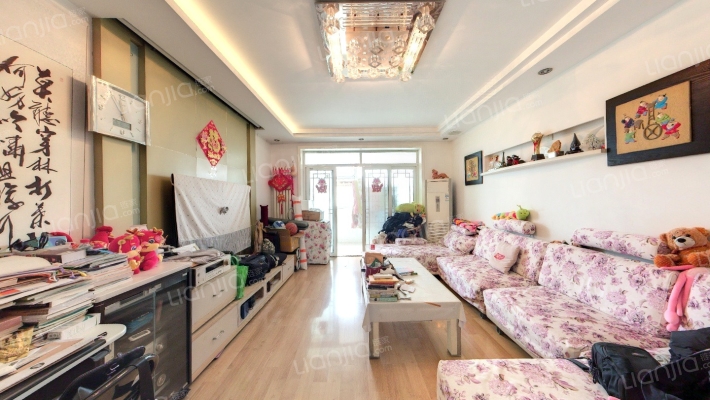 温泉小区东区二手房实景图