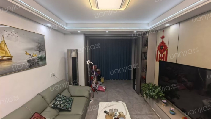 铂悦府二手房实景图