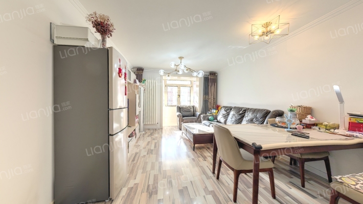 新华街东升地28号院二手房实景图