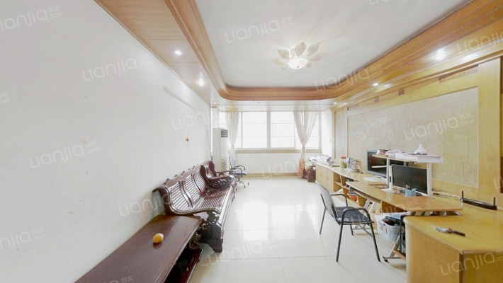 机场蓝天小区二手房实景图