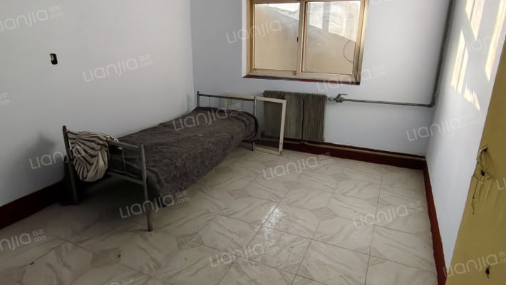 陶瓷厂家属院二手房实景图