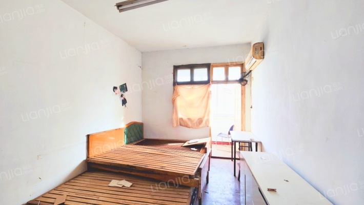 司背后2号大院二手房实景图