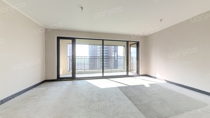 中海半山雲境二手房实景图