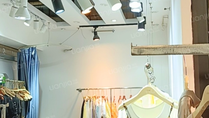 正义坊购物中心二手房实景图