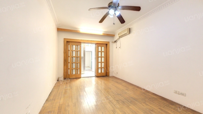 新申小区二手房实景图