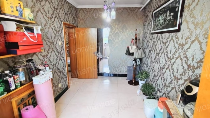 华光小区 3室2厅 南 北-卧室C