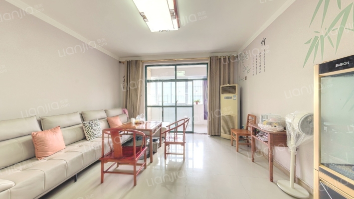 恒达相府四号院二手房实景图