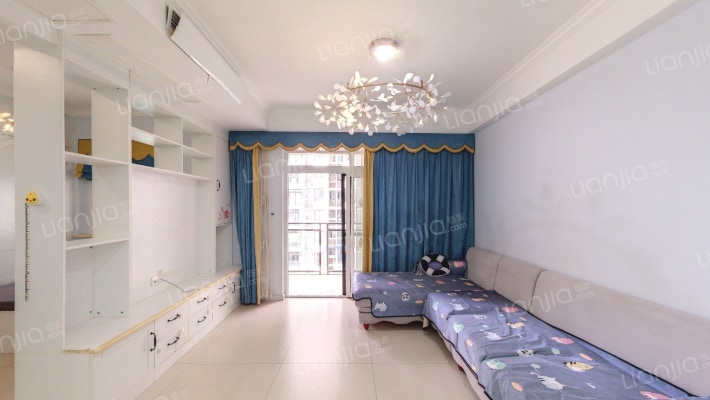 美德佳园二手房实景图