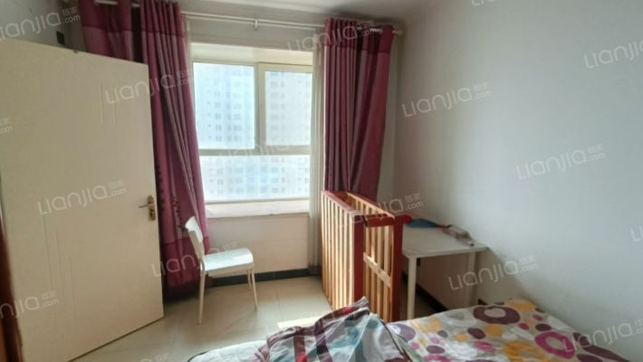 满二，两居室，集中供暖，采光好，优质房源！-卧室A