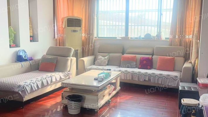 纺织城二手房实景图