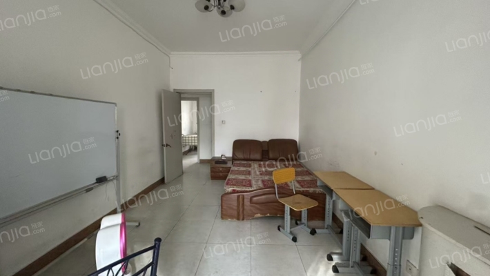 新安小区 2室1厅 南 北-卧室A