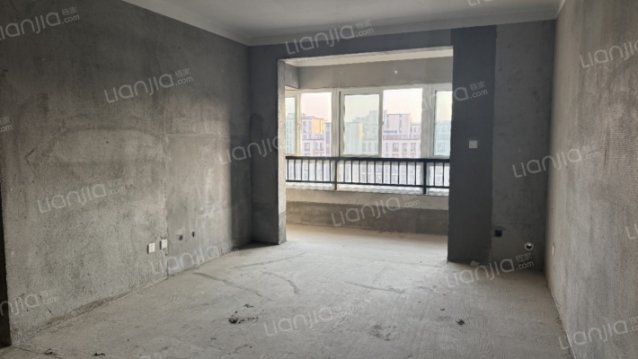 萃悦华府二手房实景图